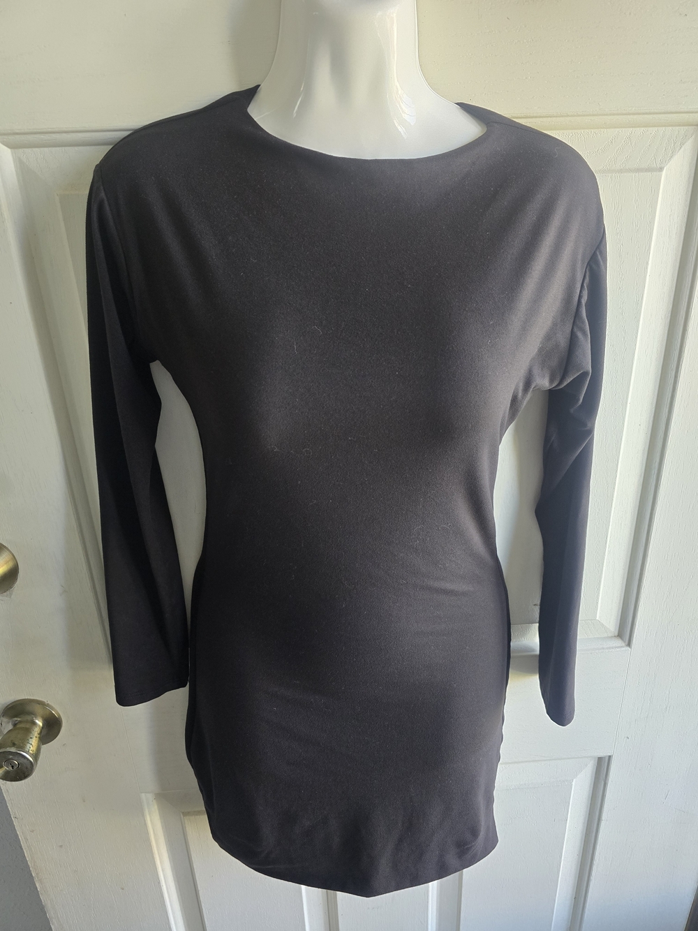 Women's Black Long-Sleeve Crewneck Dress
